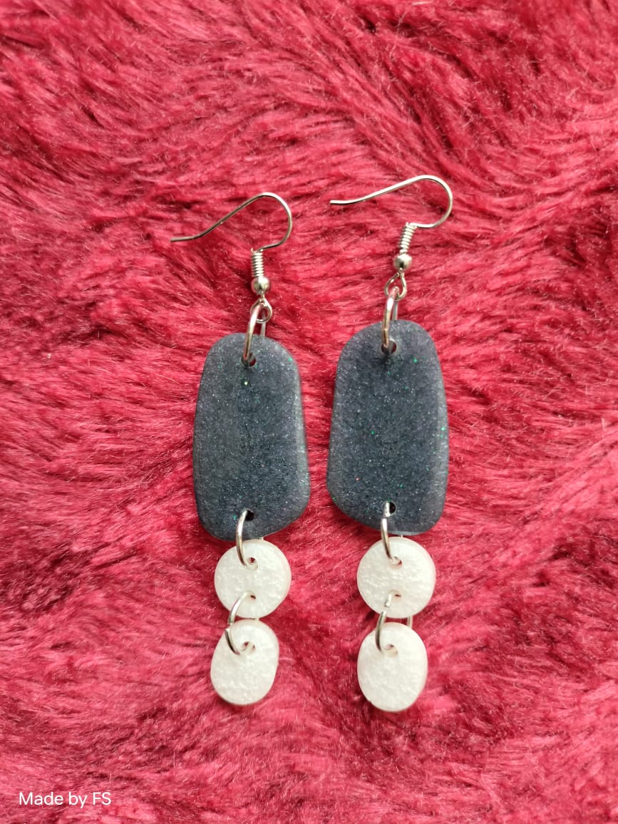 Midnight Snow Drops Earrings